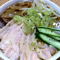 山形で買った冷やしラーメン♪|えりさん