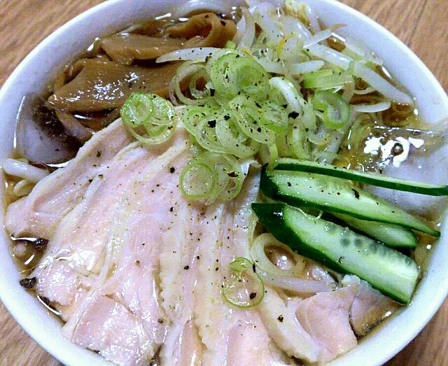 山形で買った冷やしラーメン♪|えりさん