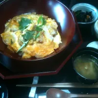 甲州地鶏親子丼|雨宮 健雄さん