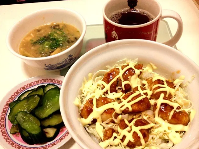 Snapdishの料理写真:照り焼きチキン丼|高橋茉莉花さん