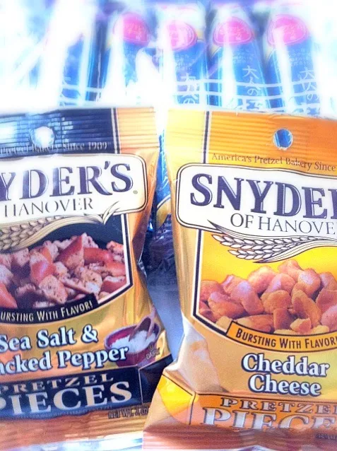 Cheddar Cheese or Sea Solt & Cracked Peooer ?!|reiさん