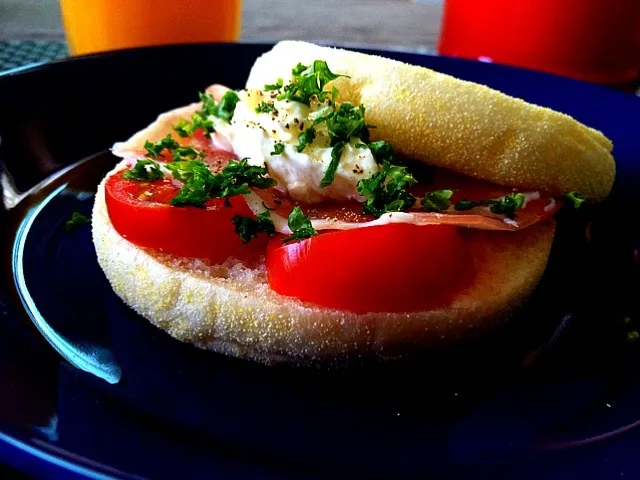 生ハムトマトクリームチーズサンド|ちび隊長さん