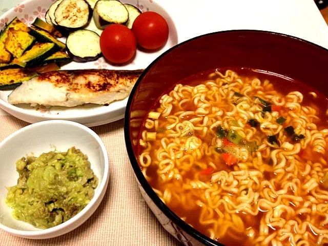 辛ラーメン、さわら塩麹焼き、焼き野菜|ひろみさん