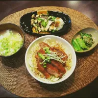 ソースカツ丼、焼き茸、などなど☆|at0319さん