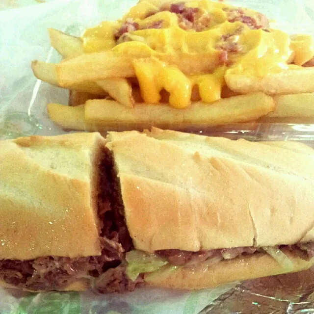 philly steak & cheese fries|JDTさん