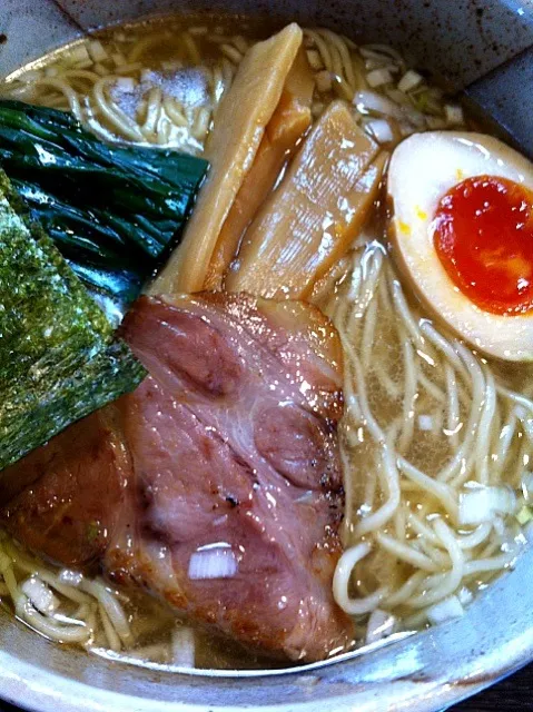 Snapdishの料理写真:ラーメン細（塩）大盛り|masaumeさん