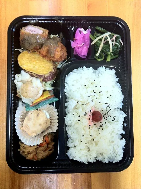 日替わり幕の内弁当|たんぽぽ娘さんさん