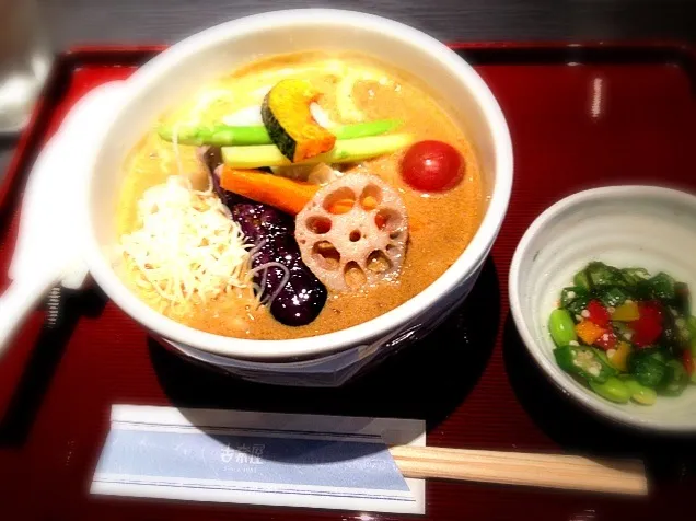 旬野菜カレーうどん|しろくまさん