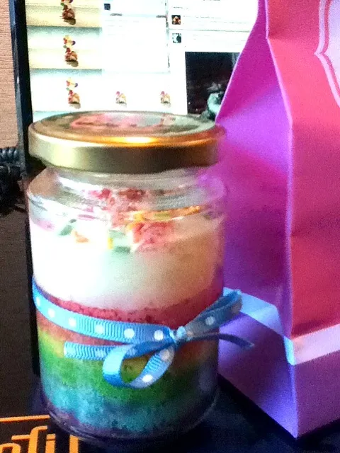 rainbow cake yuuummmm,,, @cempebalap|fitri koeswantoさん