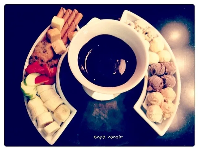 Chocolate Fondue|Anya Renoirさん