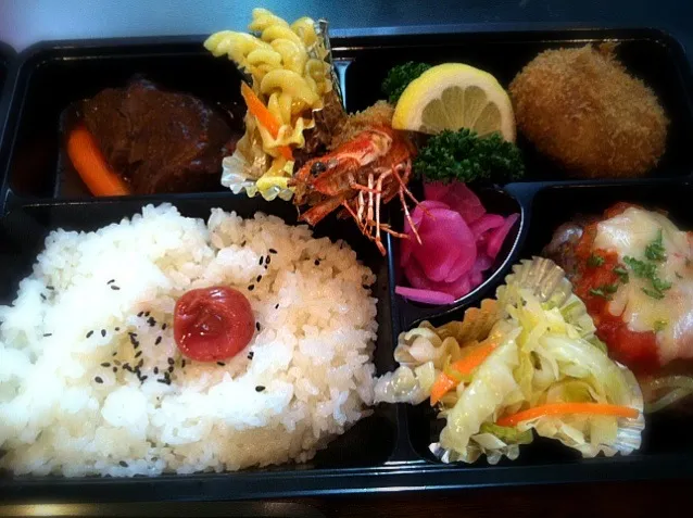 Snapdishの料理写真:6/13（水）の特注弁当。|koryoriyaさん