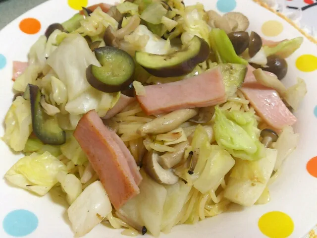 ナスとキャベツの和風パスタ|サクラ＊キホン暇人＊さん