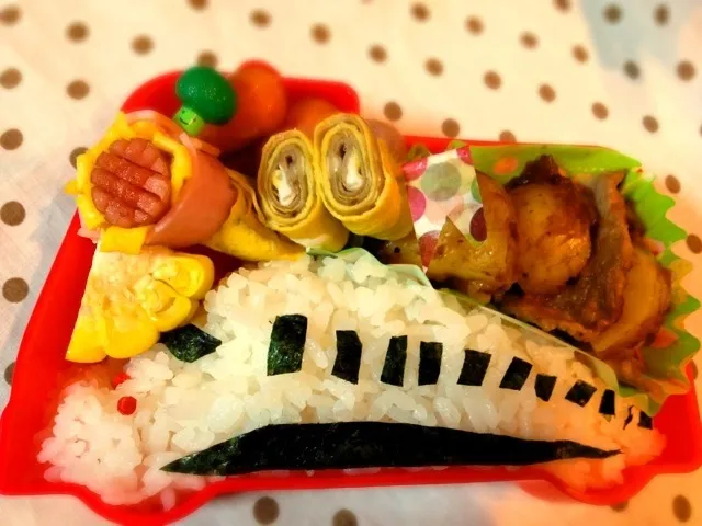 Snapdishの料理写真:新幹線弁当|Daisyさん