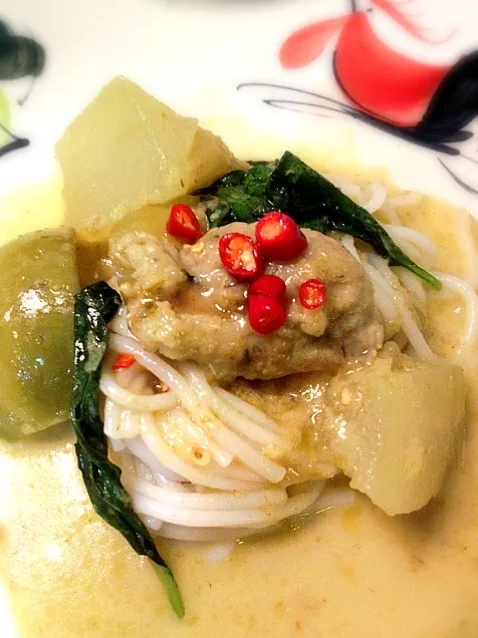 Green Curry Fish Ball|Queenさん