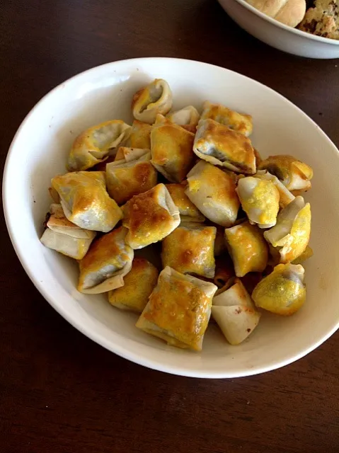 餃子の皮で作った一口チョコパイ|ひろぽんさん