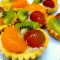 Snapdishの料理写真:Fruit Tartlet|amelia linさん