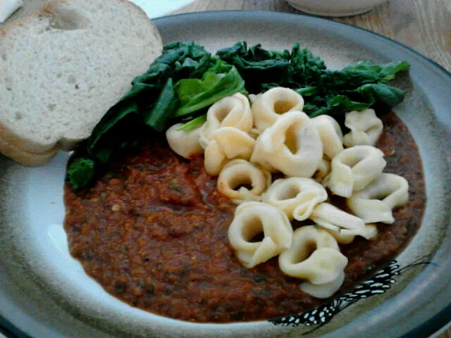 Veggie Tortellini w/ pesto sauce and spinach|Will Sniderbeeさん