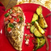 Snapdishの料理写真:chicken with pico de gallo|ali romeroさん