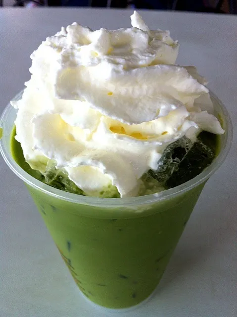 Ice greentea maccha latte|Issara. 🍴さん