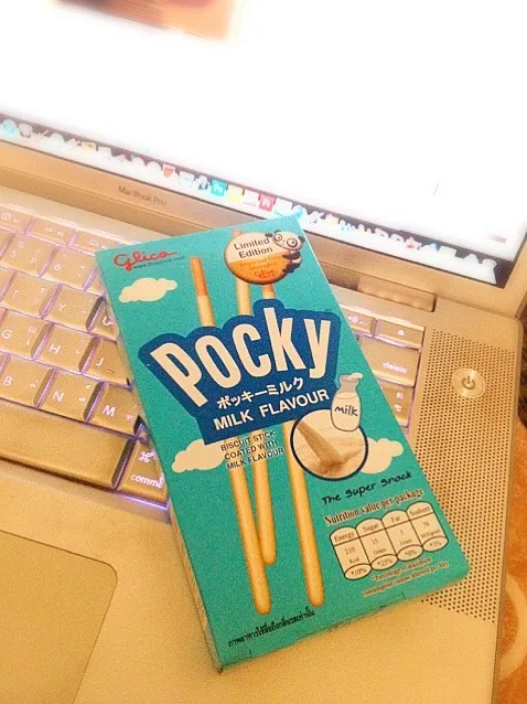 pocky💙💙💙|KanoKさん