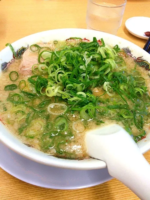 Snapdishの料理写真:こってりラーメン @来来亭|じょうだいさん