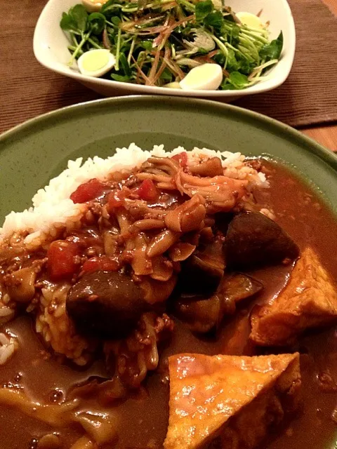 茄子,舞茸と厚揚げの挽肉カリ|あか牛さん