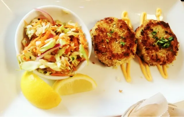 #Crab Cakes with Coleslaw|sooprcoolchicaさん