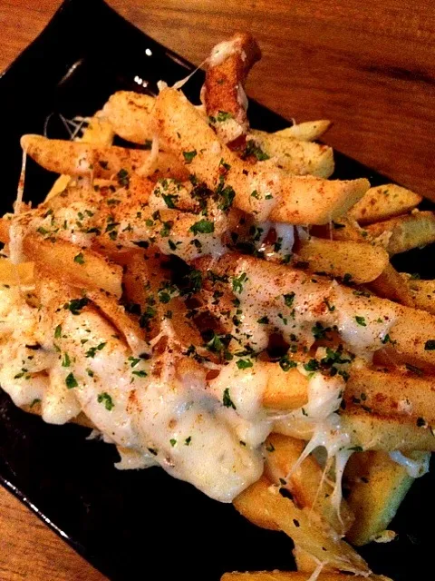 cheesy fries|sasithorn sinhaseniさん