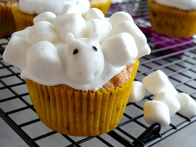 Snapdishの料理写真:sheep cupcake|sanne christensenさん