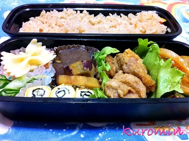 父親弁当★おこわご飯.マカロニ.きゅうり浅漬け.チーズ海苔巻き.さつまいも煮物.からあげ.酢豚|くみ(•◡•)さん