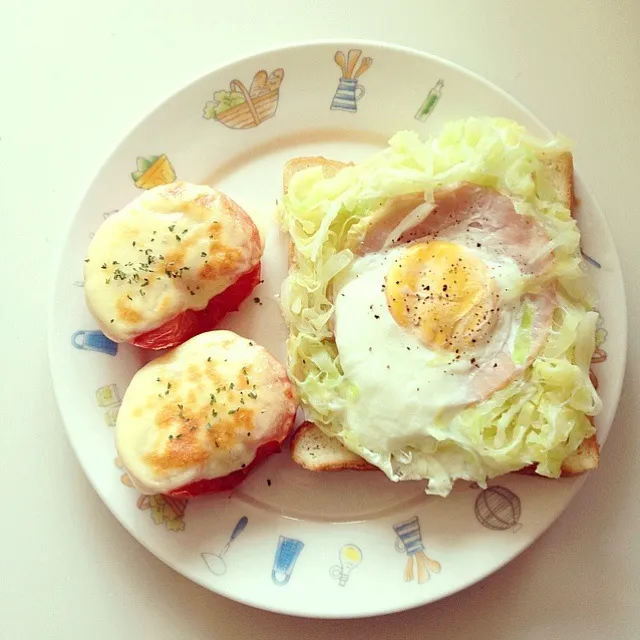 トマトのチーズ焼き と エッグトースト|てらさん