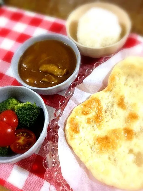 ナン ちゃて カレー|初味さん