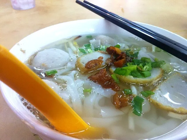 Fishball kuay teow soup|willyさん