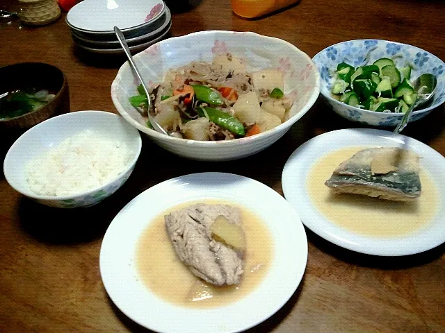 根菜の煮物とさばの味噌煮|さとみさん