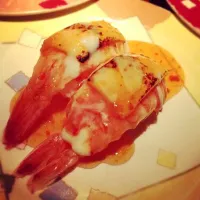 sushi with cheese on top|mochi123さん