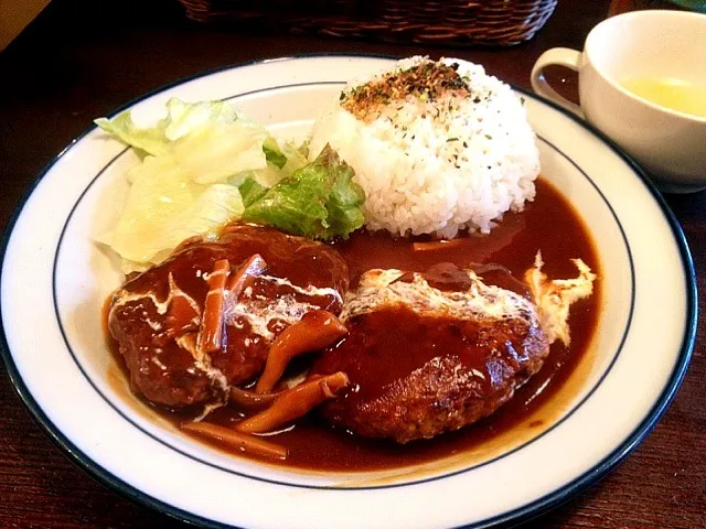 煮込みハンバーグ定食|chan mitsuさん