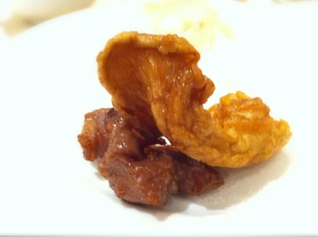 deep fried mushroom with beef|willzさん