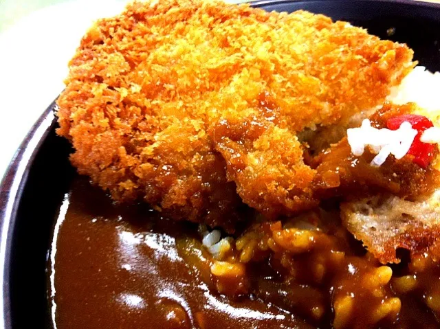 初の日本の大学の学食。でカツカレー(^^;;|Jackie Yamakawaさん