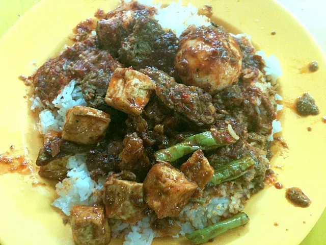 Nasi Ambeng minus begedil|Ahmad Nazri Mohamed Naimさん