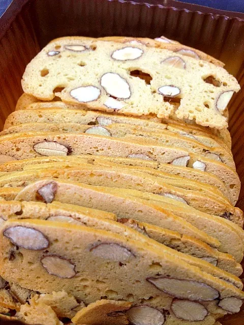 Almond biscotti|(=^x^=)さん