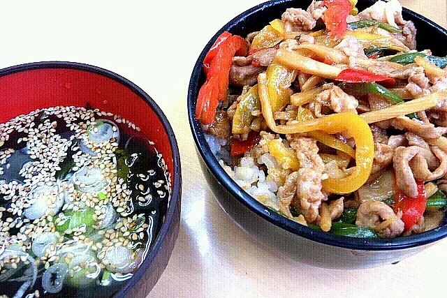 チンヂャオロースー丼&ワカメスープ|めいたん☆さん