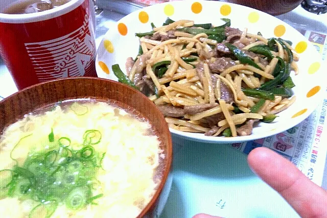 青椒肉絲と中華風たまごスープ|ぽんたさん