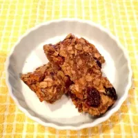 Almond Butter, Banana, Granola Bars|Peter Vackettaさん