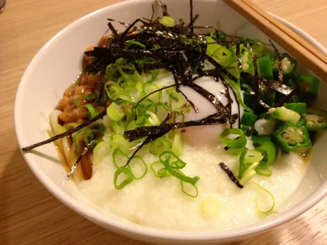 おくら納豆やまいも丼|庭のうぐいすさん