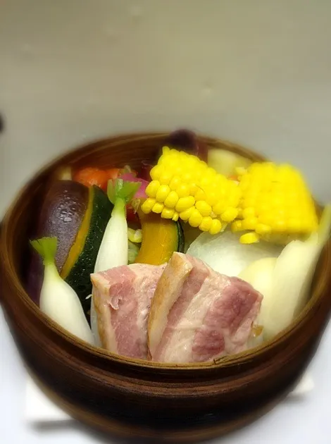 Snapdishの料理写真:蒸し野菜とベーコン|ひとみさん