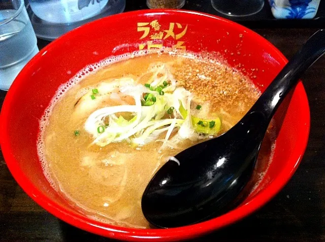 魚介とんこつラーメン|高田恵子さん