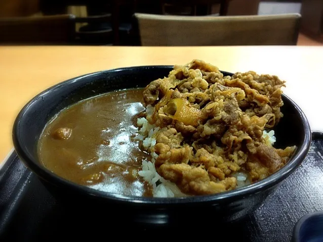 Snapdishの料理写真:コク旨 牛丼カレー|蓮さん