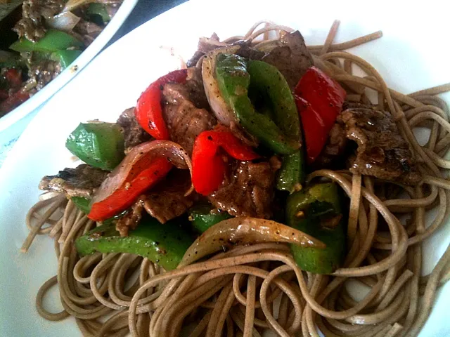 Black Pepper Beef Soba|Shiroi Yukiさん