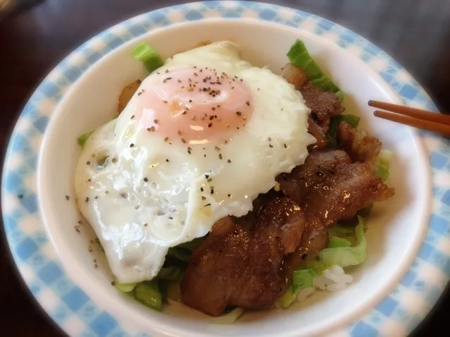 卵のせ豚丼|香取歩美さん