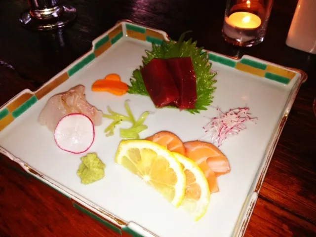 Assorted Sashimi|stephanie mizuhaさん